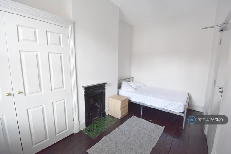 1 bedroom in Upperton Road, Leicester, LE3 (#2601491)