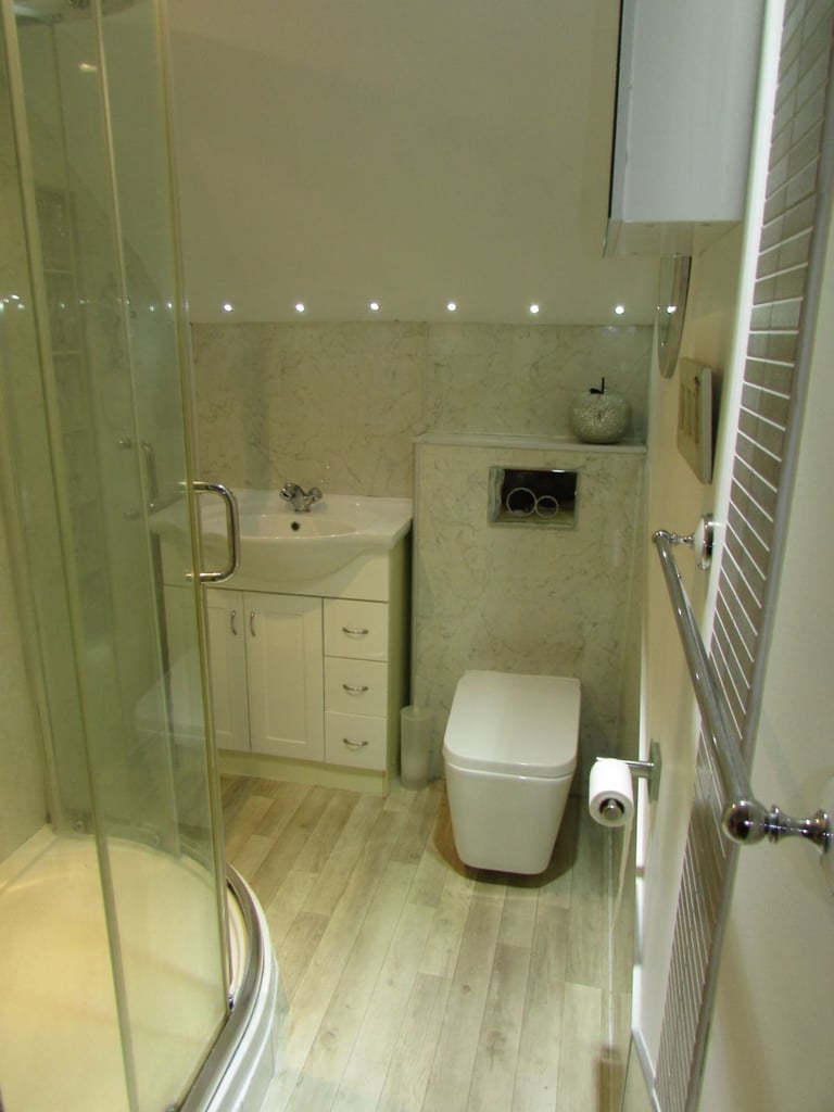All bills included double En-suite room Cuminestown