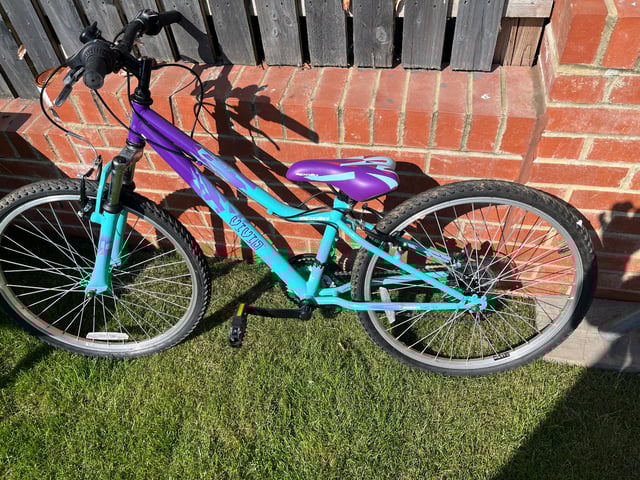 Halfords Apollo Apollo Vivid Girls Bike Apollo Vivid Child's Bike