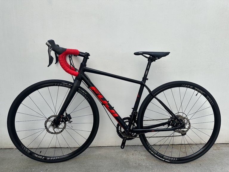 Fuji Sportif 1.3 105 Disc Road Bike 6 Month WARRANTY!! (20"/51cm)