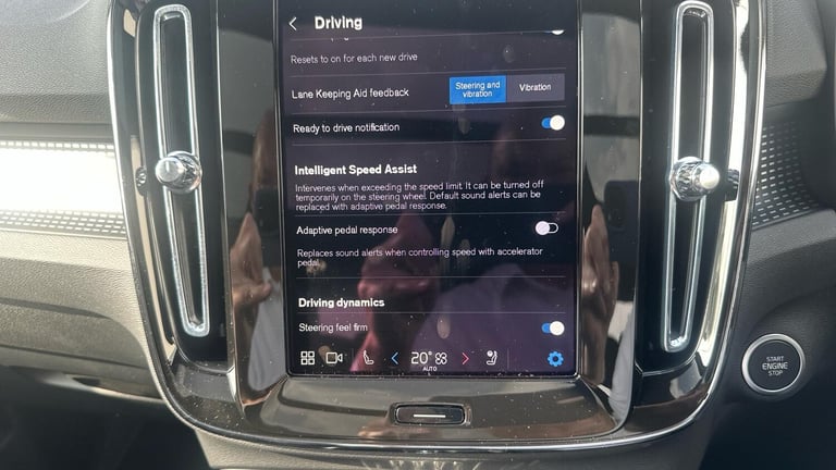 2025 Volvo XC40 Black Edition Ultra, B4 Mild hybrid, Petrol ESTATE Petrol/Electric Hybrid Automatic