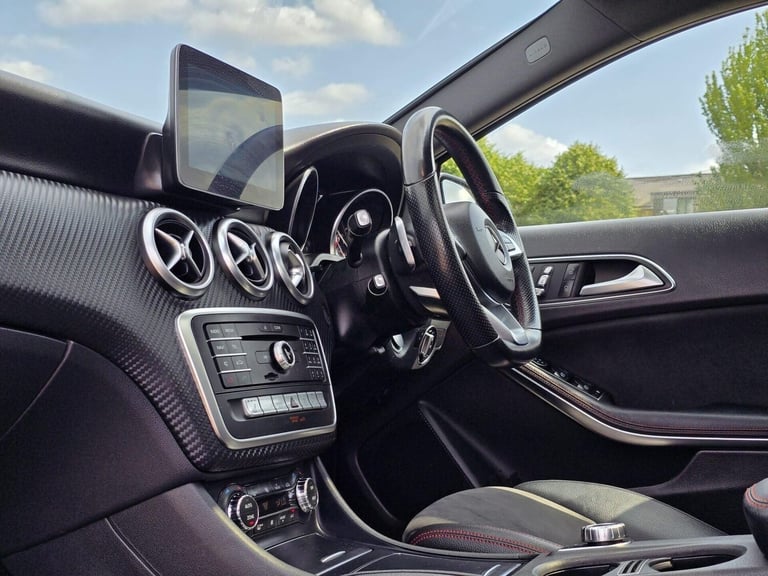2017 Mercedes-Benz A-Class 2.1 A200d AMG Line (Premium Plus) 7G-DCT Euro 6 (s/s) 5dr Hatchback Di...