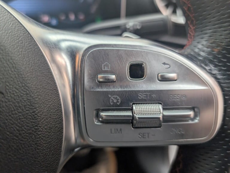 2019 Mercedes-Benz A-Class 1.5 A180d AMG Line (Premium) Hatchback 5dr Diesel 7G-DCT Euro 6 (s/s) ...