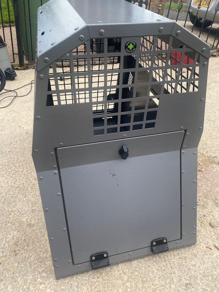 Transk9 B23 - B24 - B37 dog crate also DT box