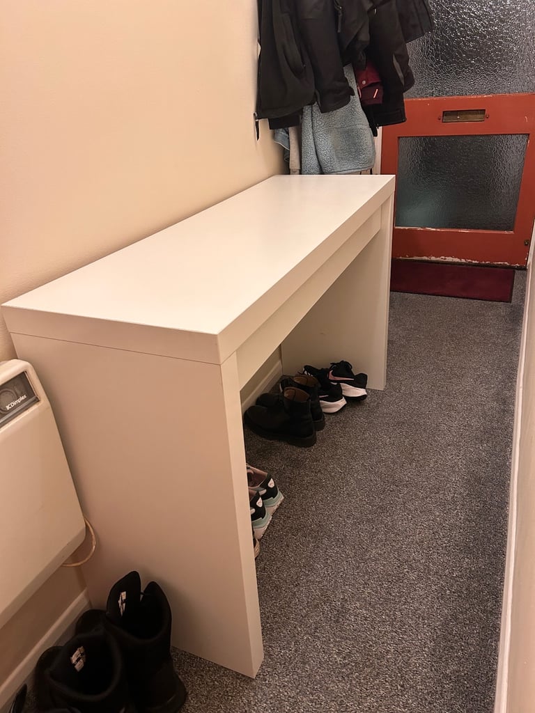 image for IKEA malm dressing table 