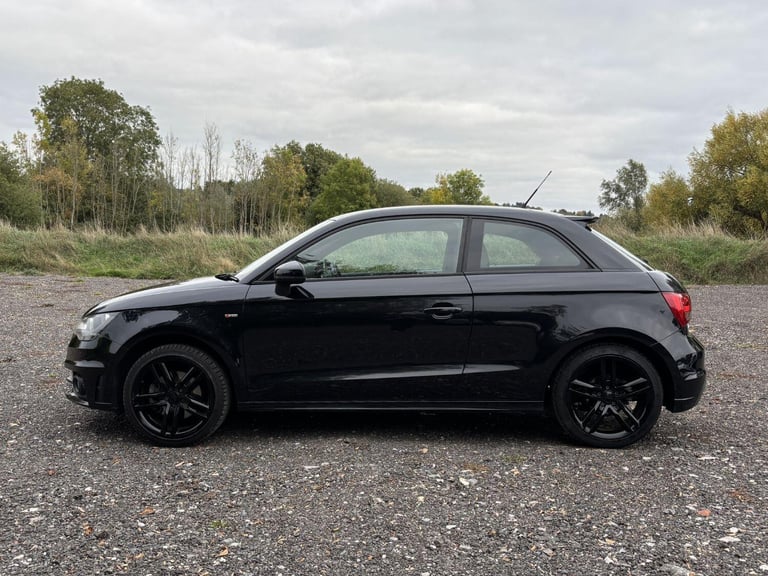 AUDI A1 1.4 TFSI S line 2011