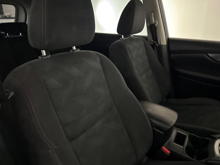 2015 Nissan X-Trail 1.6 dCi n-tec Euro 5 (s/s) 5dr ESTATE Diesel Manual