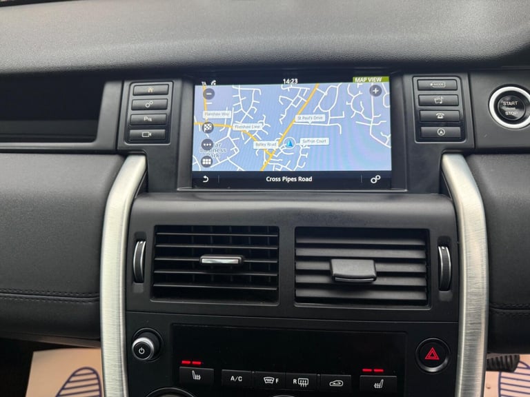 LAND ROVER DISCOVERY SPORT 2.2 SD4 HSE 2015