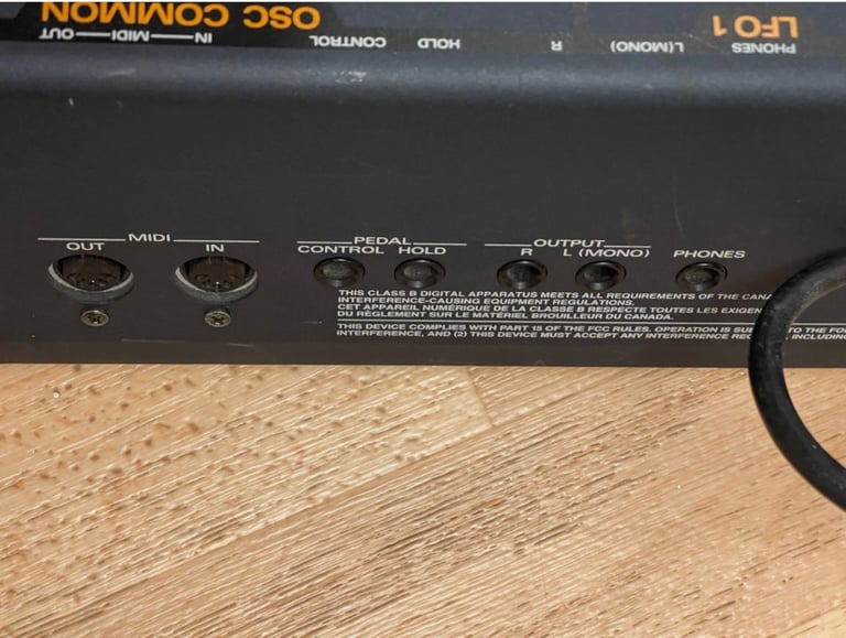 Roland JP8000 Analogue Modelling Keyboard Synthesiser The Classic SUPERSAW Synth