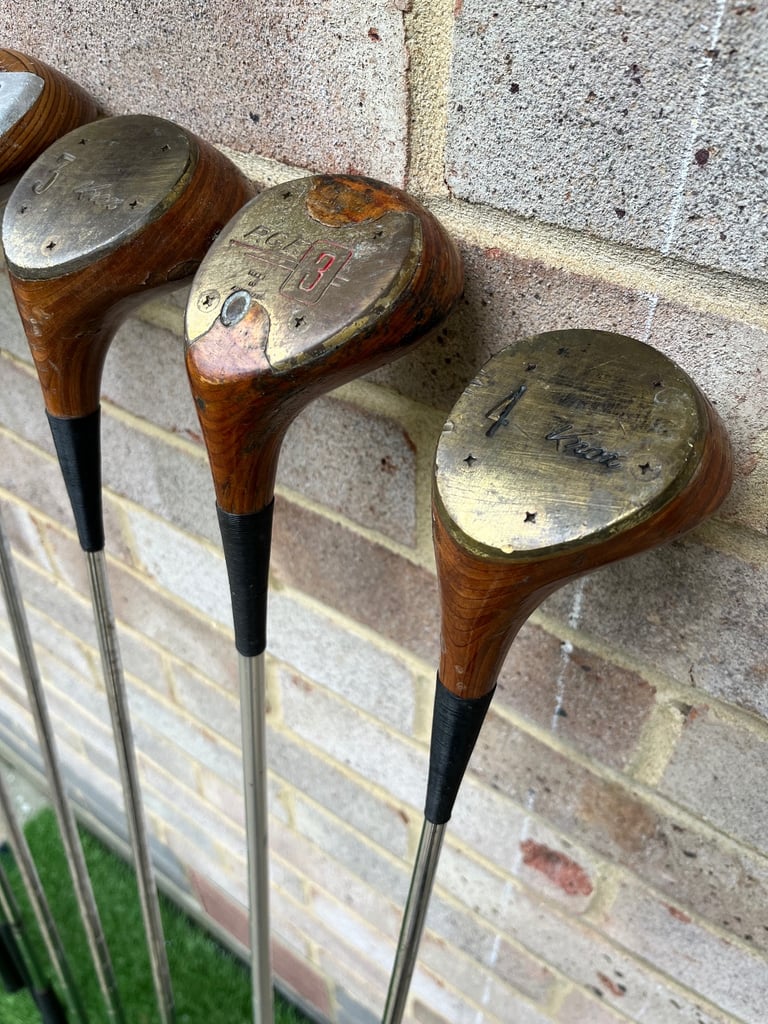 Men’s Left Handed Golf Clubs £10 Each 