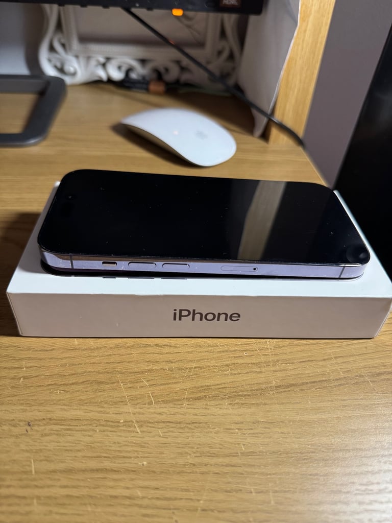 iPhone 14 Pro 256GB – Deep Purple – MINT CONDITION