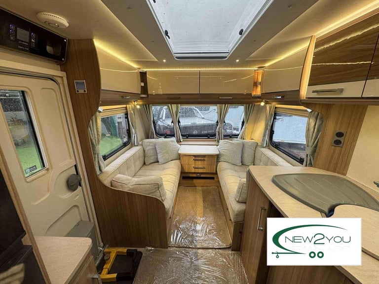 2016 Lunar Delta RI 4 Berth TRASNVERSE BED Caravan - STOCK NO E193