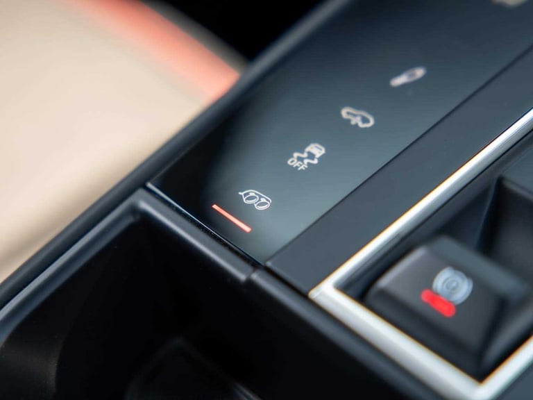 2023 Porsche Macan Gts S-A SUV Petrol Automatic