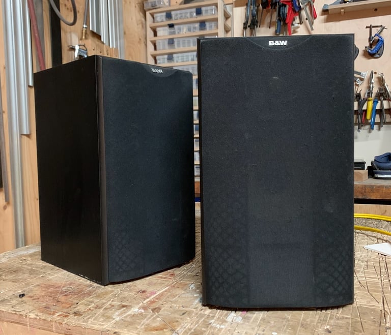 B&W DM601 S1 Bookshelf Speakers. Bowers & Wilkins
