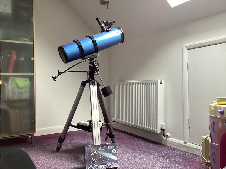 Skywatcher telescope D = 130mm F= 650mm