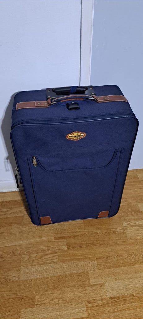 LARGE BLUE HAND LUGGAGE