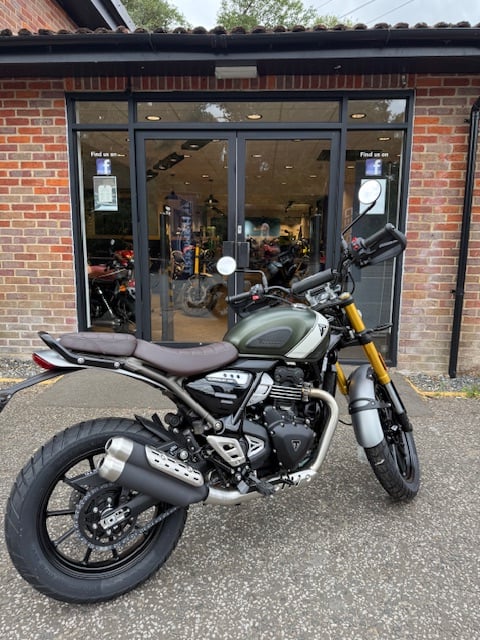2025 TRIUMPH Scrambler 400 X