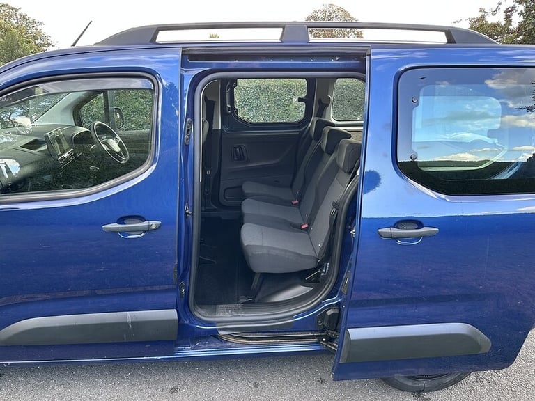 2019 Vauxhall Combo Life Turbo Design MPV Petrol Manual