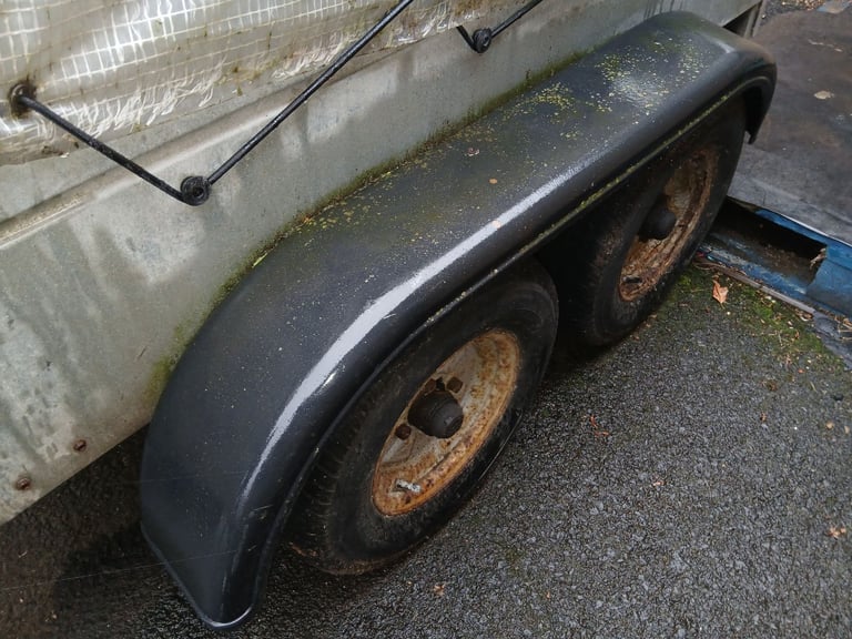 FOR SALE: Caddy Twin Axle 8x4 Trailer – Excellent Condition – £600 (Edinburgh)