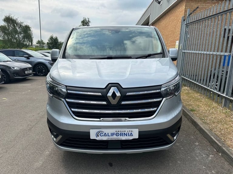 2023 Renault Trafic 2.0 dCi Blue 28 Sport+ Panel Van 5dr Diesel EDC SWB Euro 6 (s/s) (170 ps) PAN...