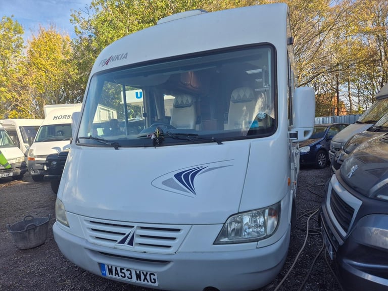 Frankia Holiday Class A Class Motorhome 2003