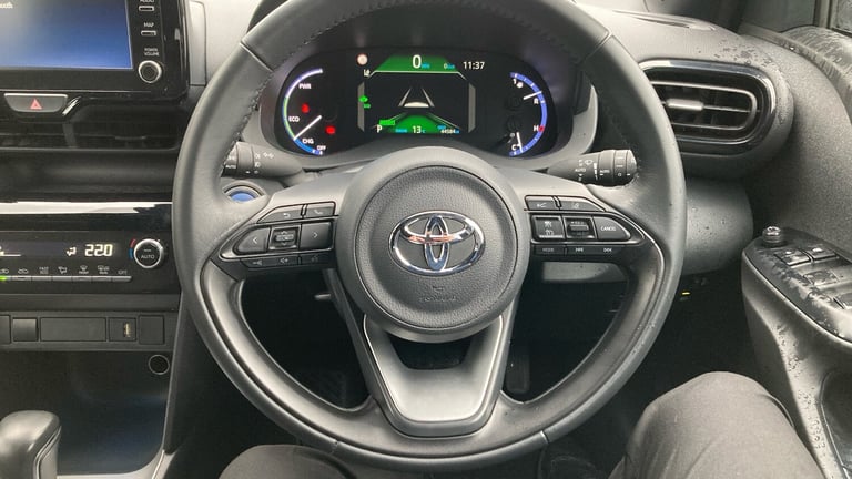 2022 Toyota Yaris Cross 1.5 Hybrid Design 5dr CVT Hybrid Estate Estate Hybrid Automatic