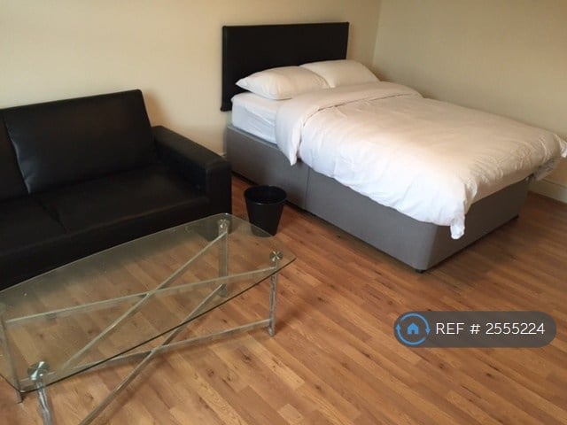 5 bedroom house in Stapleton Road, Bristol, BS5 (5 bed) (#2555224)