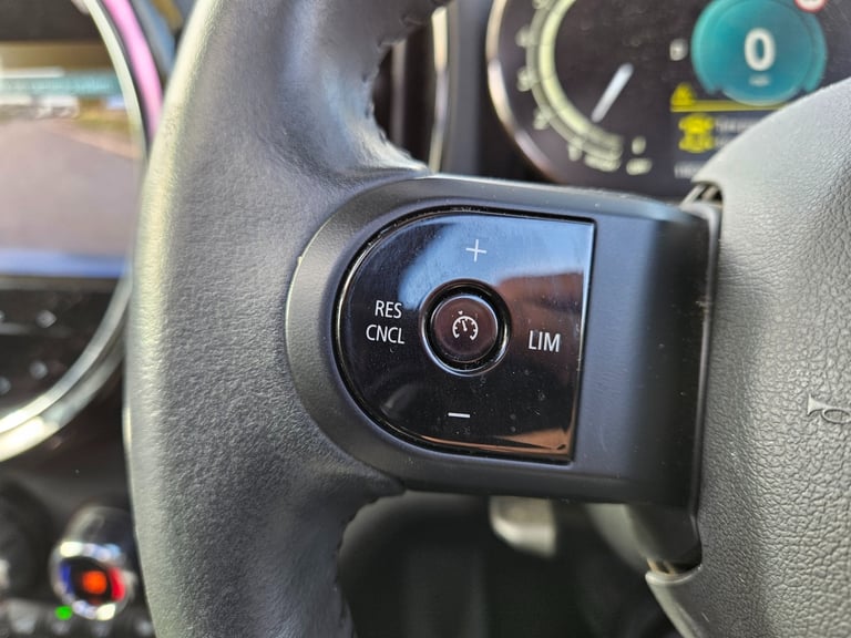 2023 MINI COUNTRYMAN 1.5 Cooper Classic Auto Comfort/Nav+ Pack Damaged Salvage
