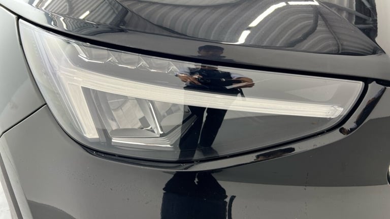2022 Volvo XC40 Core, B3 mild hybrid, Petrol (Apple CarPlay, Power Tailgate, Google Nav) Estate P...