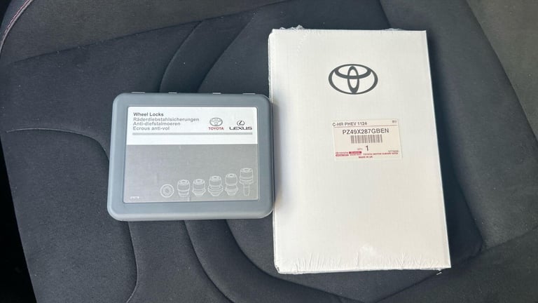 2025 Toyota C-HR 2.0 VVT 13.6kWh GR SPORT CVT Euro 6 (s/s) 5dr HATCHBACK Petrol/Electric Hybrid A...