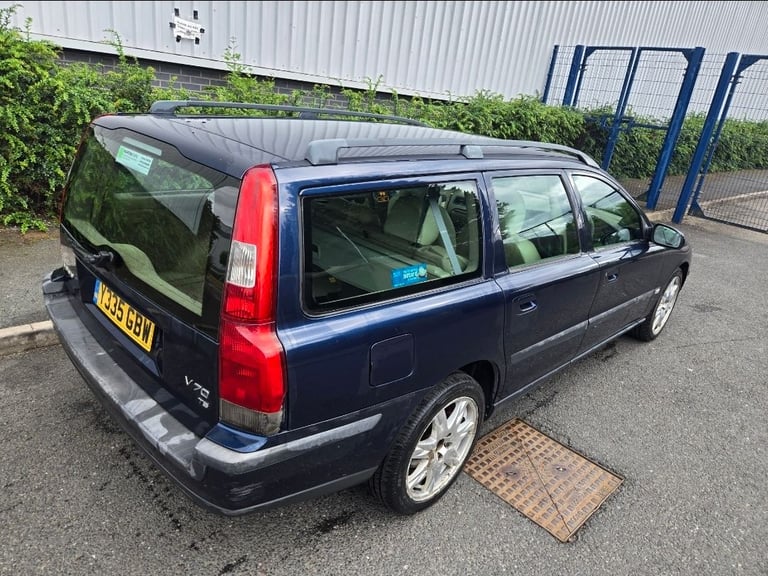 Volvo, V70 T5, Estate, 2001, Automatic, 2319 (cc), 5 doors