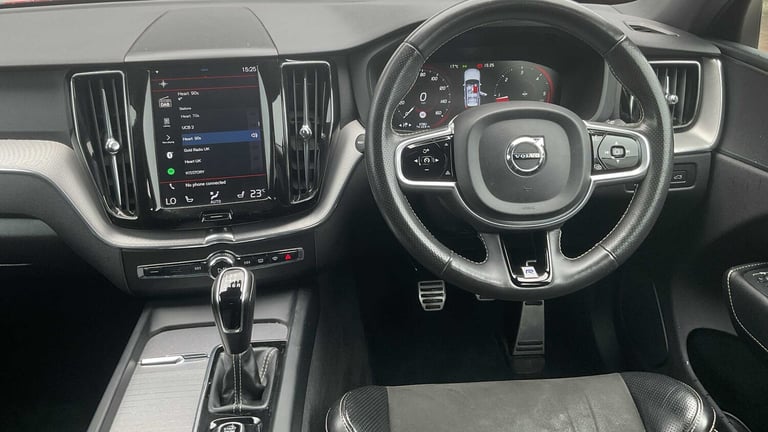 2017 Volvo XC60 2.0 D4 R DESIGN 5dr AWD Estate Diesel Manual