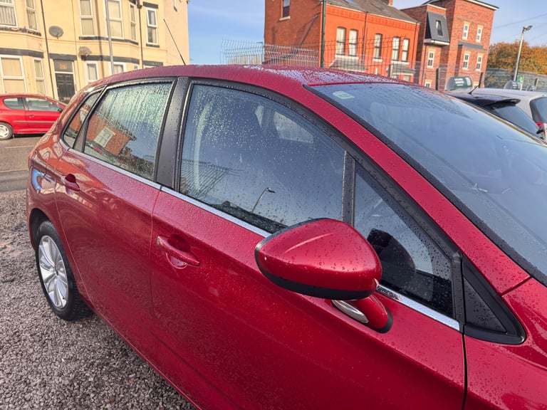 2015 Citroen C4 1.6 BlueHDi Feel 5dr HATCHBACK Diesel Manual