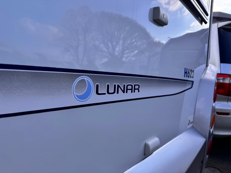 Lunar Premier H622 2.5 TD dCi 35 Panel Van 4dr Diesel automatic FWD L... 2007/07