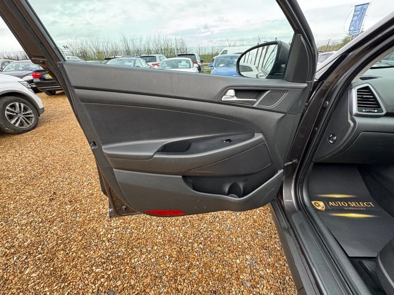 2016 Hyundai TUCSON 1.7 CRDi Blue Drive SE Nav SUV 5dr Diesel Manual Euro 6 (s/s) (116 ps) Diesel...