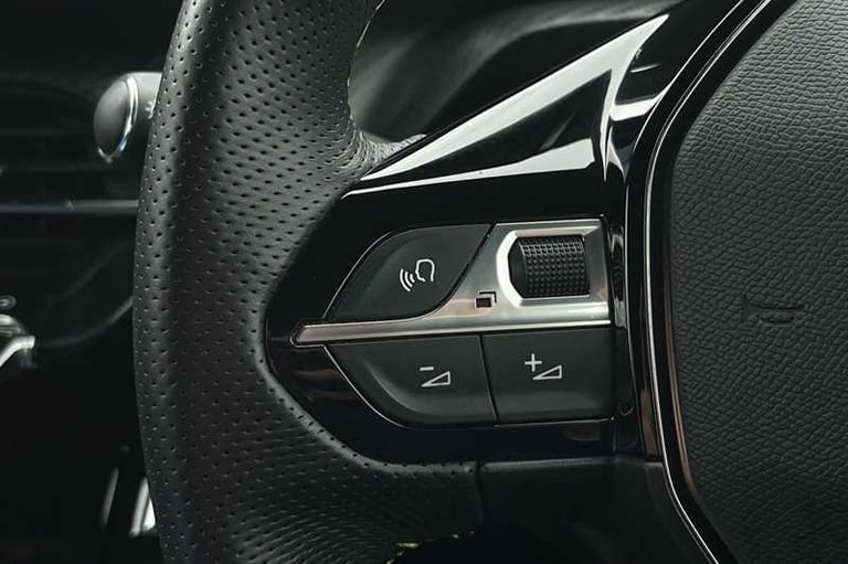2022 Peugeot E-2008 50kWh GT Premium SUV 5dr Electric Auto (7kW Charger) (136 ps) SUV Electric Au...