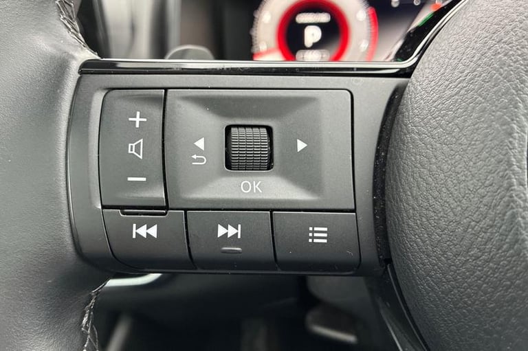2021 Nissan Qashqai 1.3 DiG-T MH 158 N-Connecta [Glass Rf] 5dr Xtronic Automatic Hatchback Petrol...