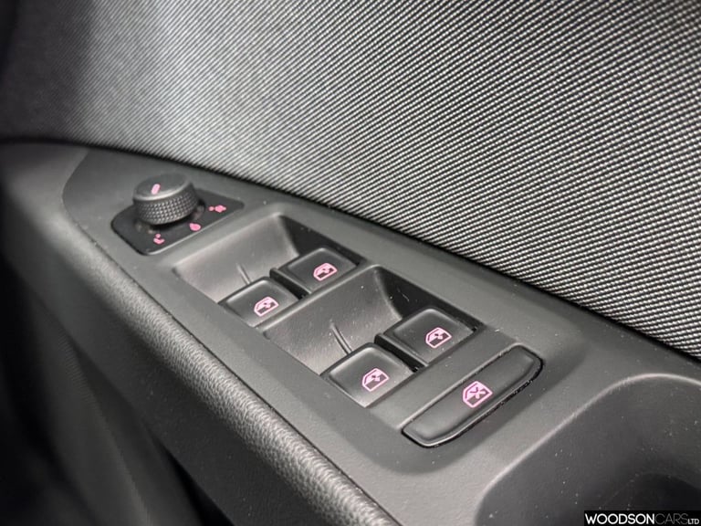 2018 SEAT Leon 1.0 TSI SE Dynamic Hatchback 5dr Petrol Manual Euro 6 (s/s) (115 ps) Hatchback Pet...