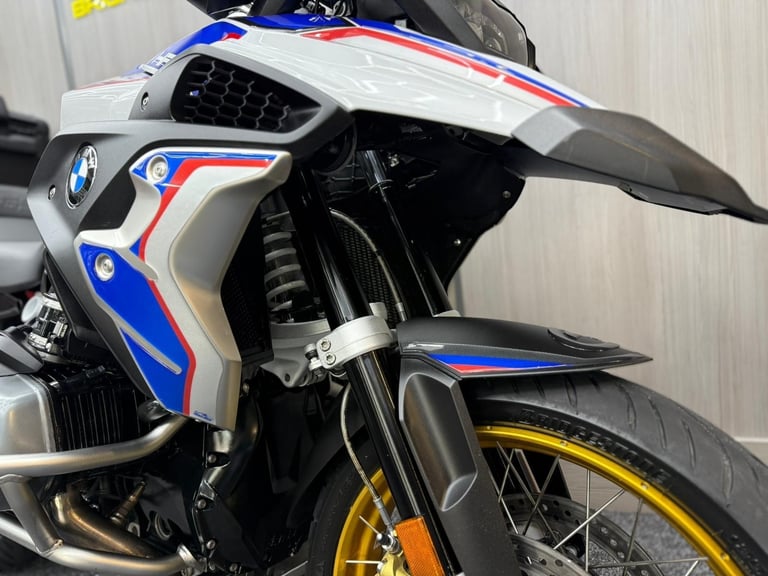2020 20 BMW R1250GS Rallye - AKROPOVIC - Recent Service @ BMW Main Dealers