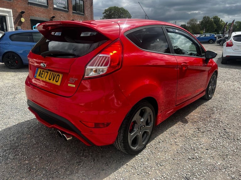2017 Ford Fiesta 1.6T EcoBoost ST-3 Hatchback 3dr Petrol Manual Euro 6 (182 ps) HATCHBACK Petrol ...