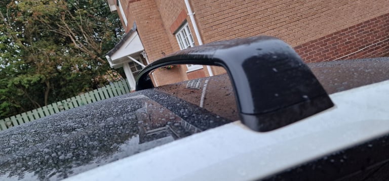 Genuine Tesla Model Y Roof Bars (fits all years) 