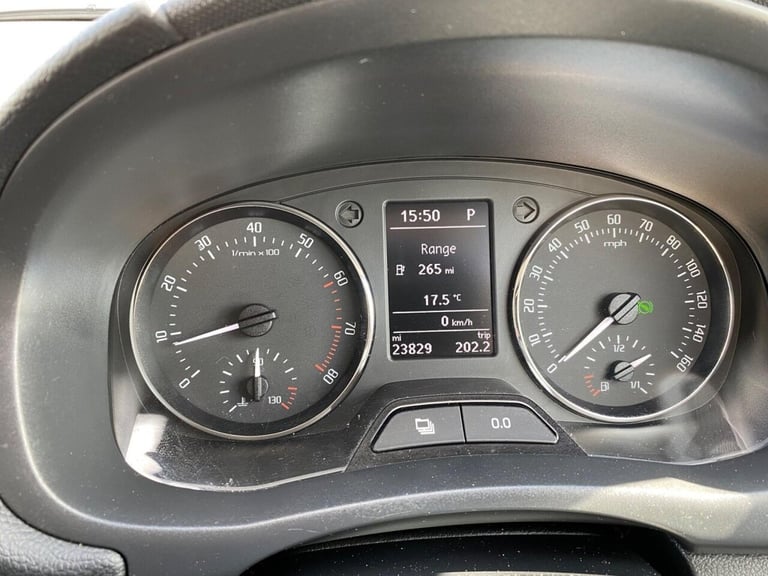 2013 Skoda Fabia 1.2 TSI Elegance DSG Euro 5 5dr Hatchback Petrol Automatic