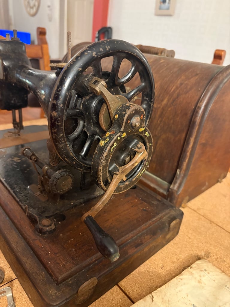 Singer sewing machine