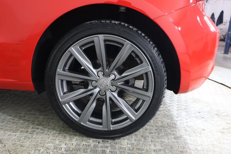 2012 Audi A1 1.4 TFSI Sport Hatchback 3dr Petrol S Tronic Euro 5 (s/s) (122 ps) Hatchback Petrol ...