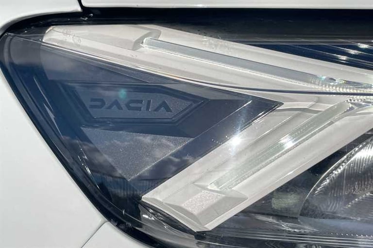 2023 Dacia Sandero 1.0 TCe Expression Hatchback 5dr Petrol CVT Euro 6 (s/s) (90 ps) Hatchback Pet...