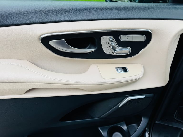 2018 MERCEDES-BENZ V CLASS V220 AVANTGARDE LONG WHEEL BASE IMMACULATE MPV