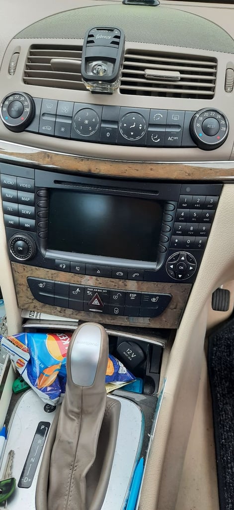 DOORS TVS VARIOUS HOUSEHOLD MERCEDES RADIO STOVE  