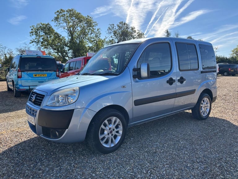FIAT DOBLO WHEELCHAIR ACCESSIBLE VEHICLE WAV 1.4 Doblo 1.4 Dynamic 2011