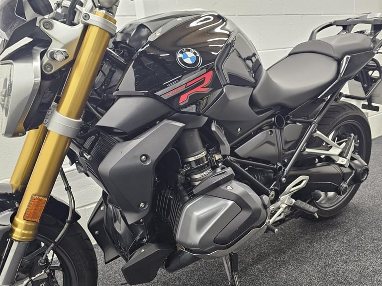 BMW R1250 R SE - FULL BMW HISTORY - LONG MOT 