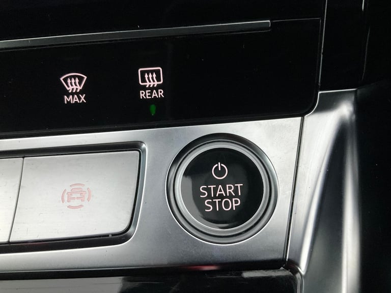 2022 Audi e-tron 55 S line Sportback 5dr Electric Auto quattro 95kWh (11kW Charger) (408 ps) Suv ...